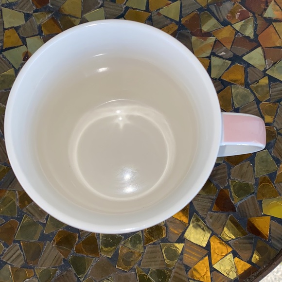 Beautiful “Jesus Is The Light” John 1:4-5 Coffee Mug - Picture 5 of 6